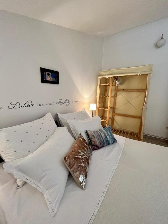 Gorana Apartman With Swimming Pool Apartment Jelsa  Luaran gambar